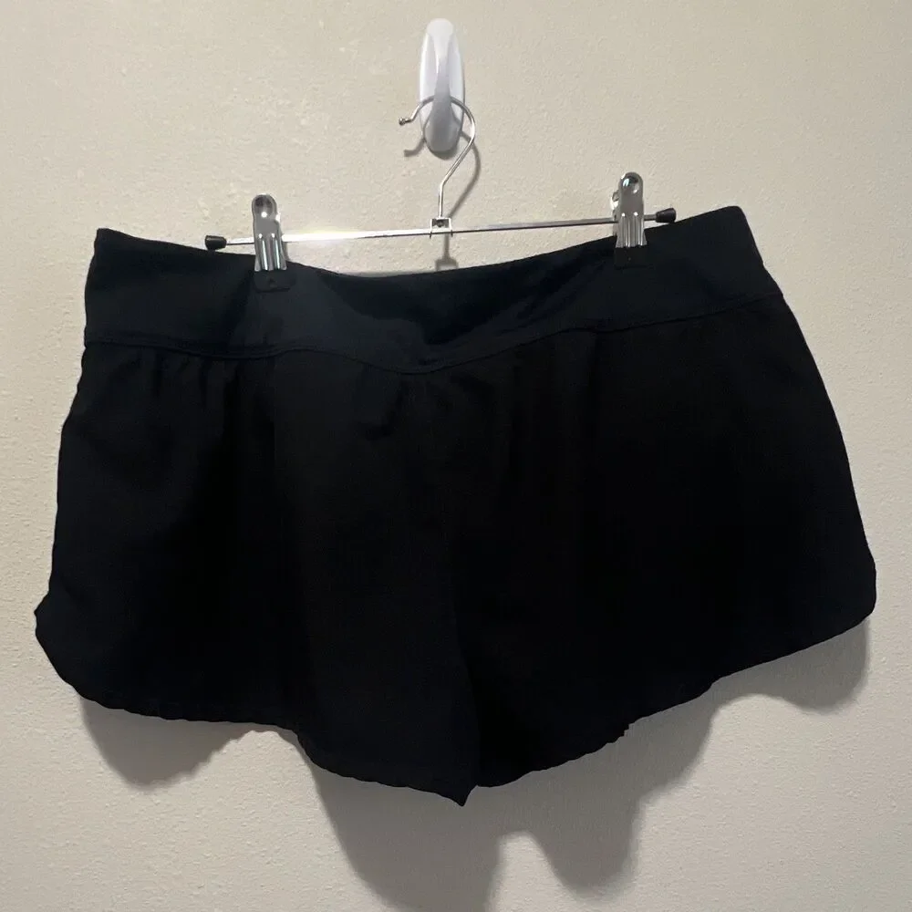 Women's Nike Athletic Running & Jogging Mesh Shorts Black Solid Logo Regular